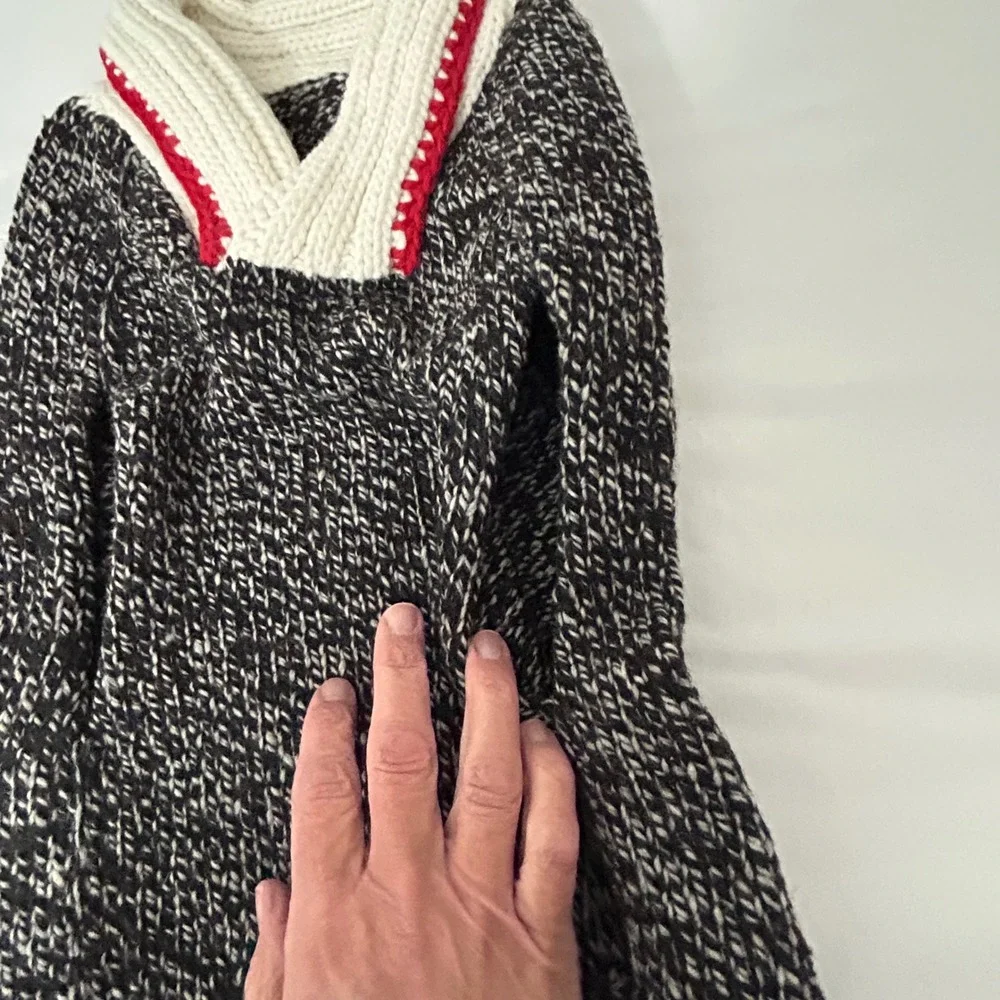 Chilly Dog hand knit